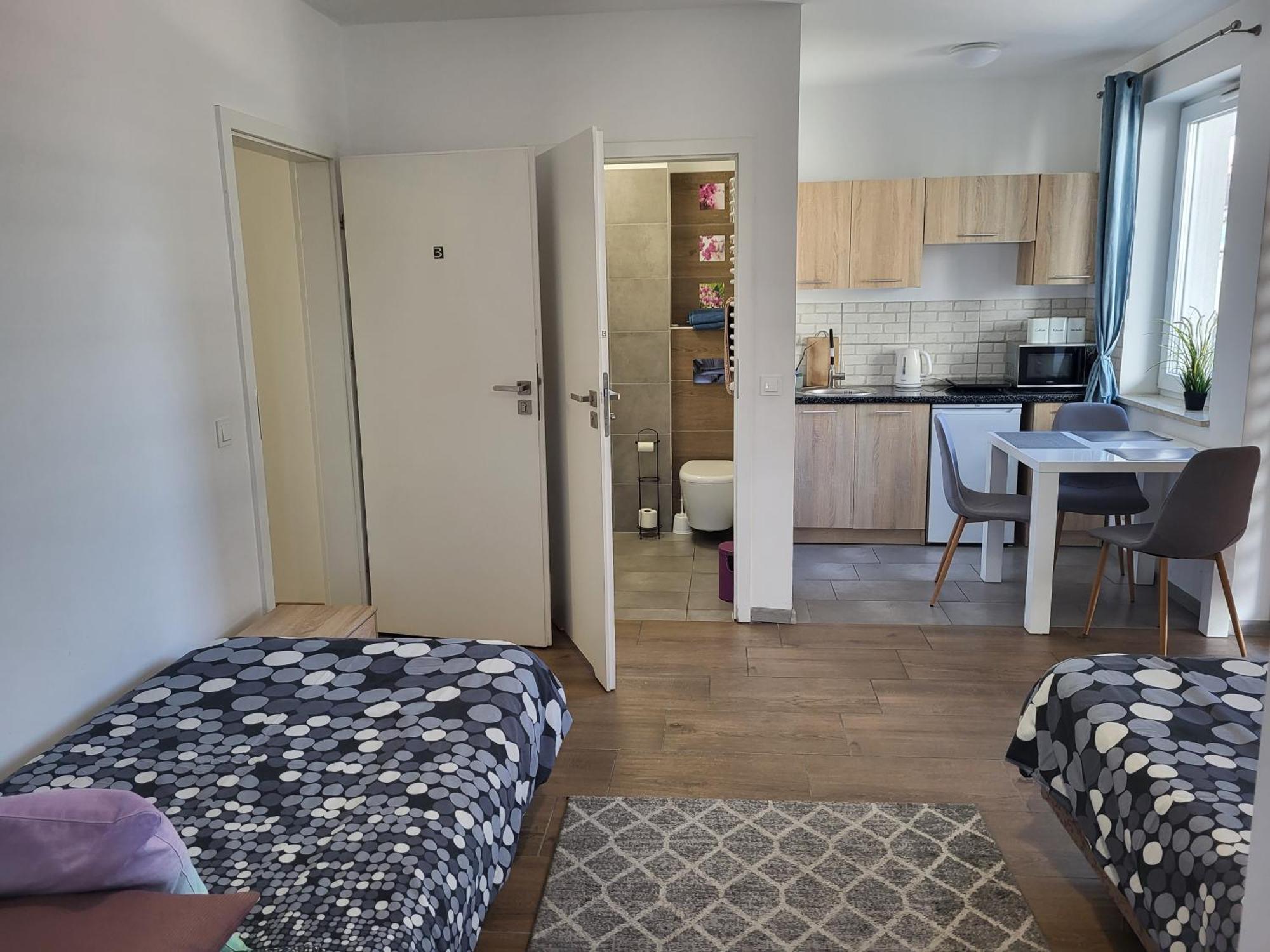 - I Przy Onkologii Apartment *