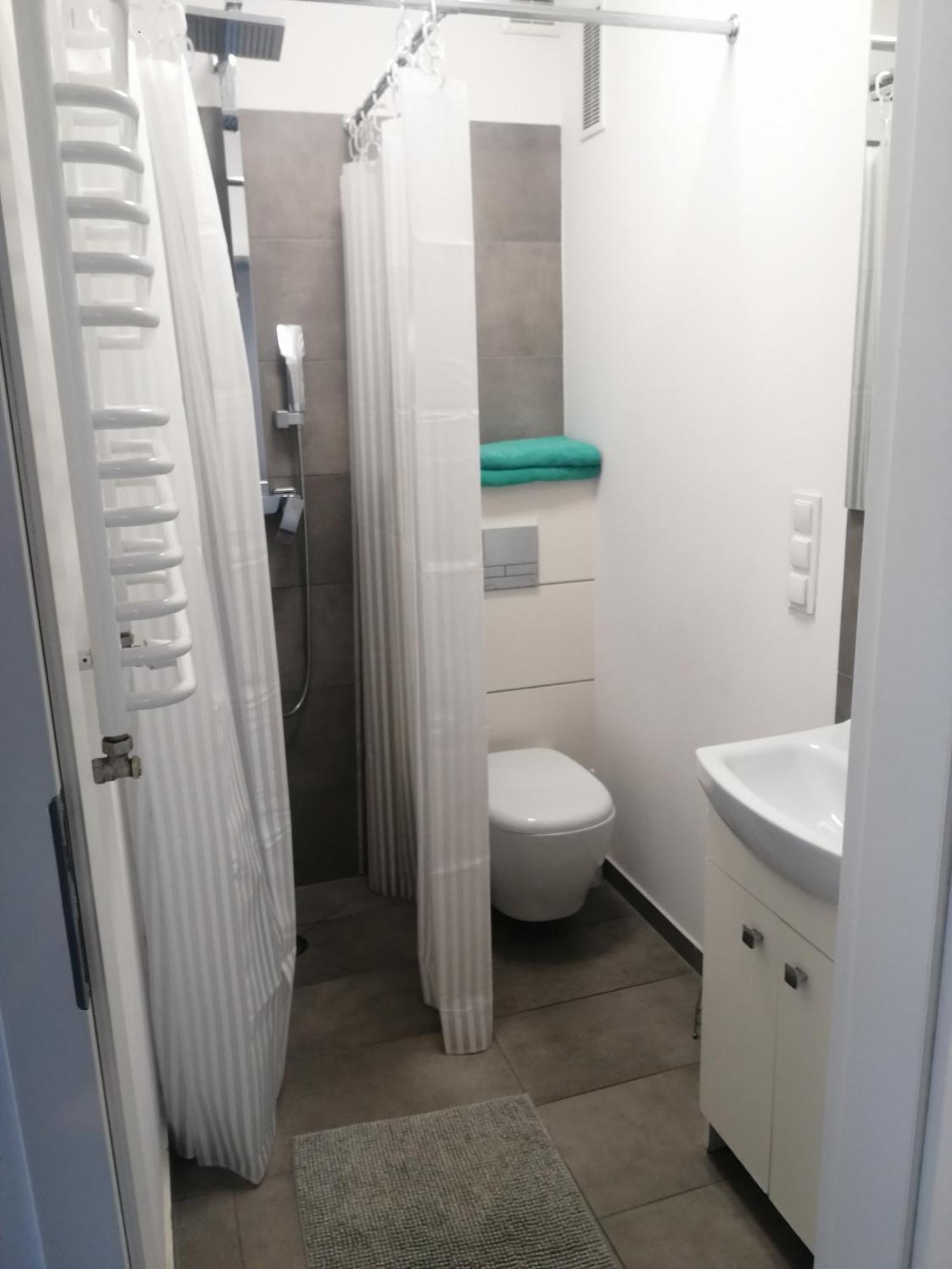 - I Przy Onkologii Apartment